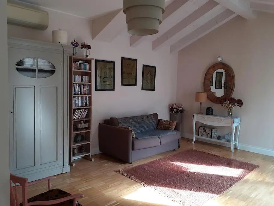 Apartament Elegant House With A Garden Mira 0*,  Włochy